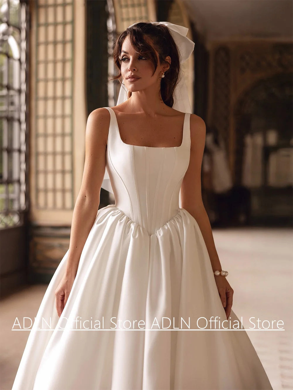 Gorgeous Satin Wedding Dress Customized Square Neck Sleeveless Back Zipper Sweep Train Vestido De Noiva Woman Bridal Gown