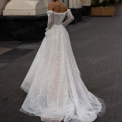 Luxurious A-Line Wedding Dressbead With Embroidery Ball Gown Strapless Full Sleeve Feather Bridal Vestido De Novia Customized